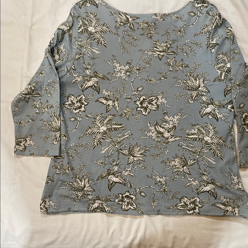 J. Jill Floral Long Sleeve Top in Blue and White - Picture 6 of 8
